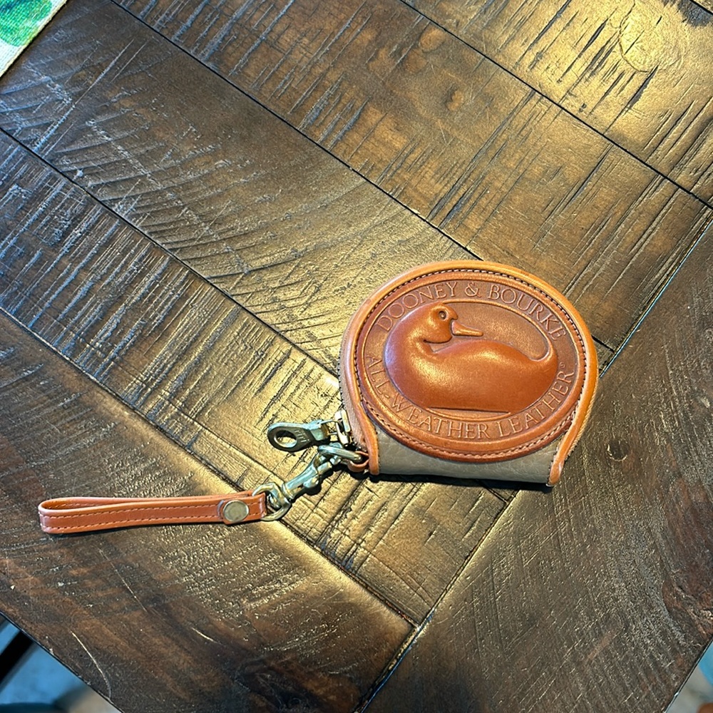 Dooney & Bourke small change purse- authentic